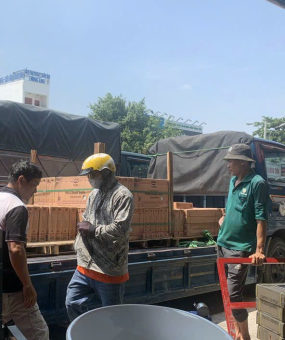 CUNG CẤP GẠCH VÀ TBVS CHO CHUỖI NHÀ HÀNG HOTPOT